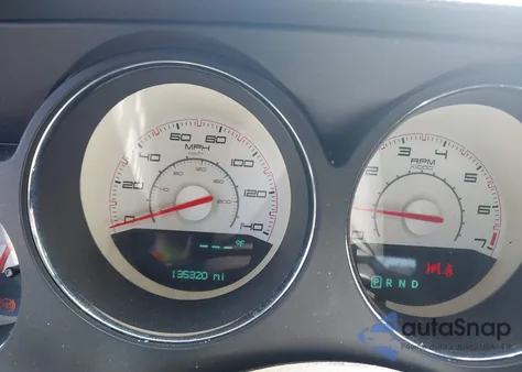 2011 Dodge Challenger z USA, uszkodzony, nr VIN 2B3CJ4DG8BH602394